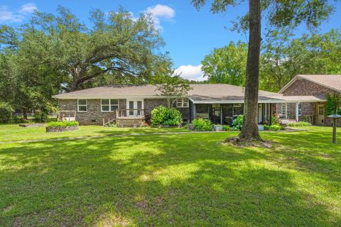 A home in Summerville