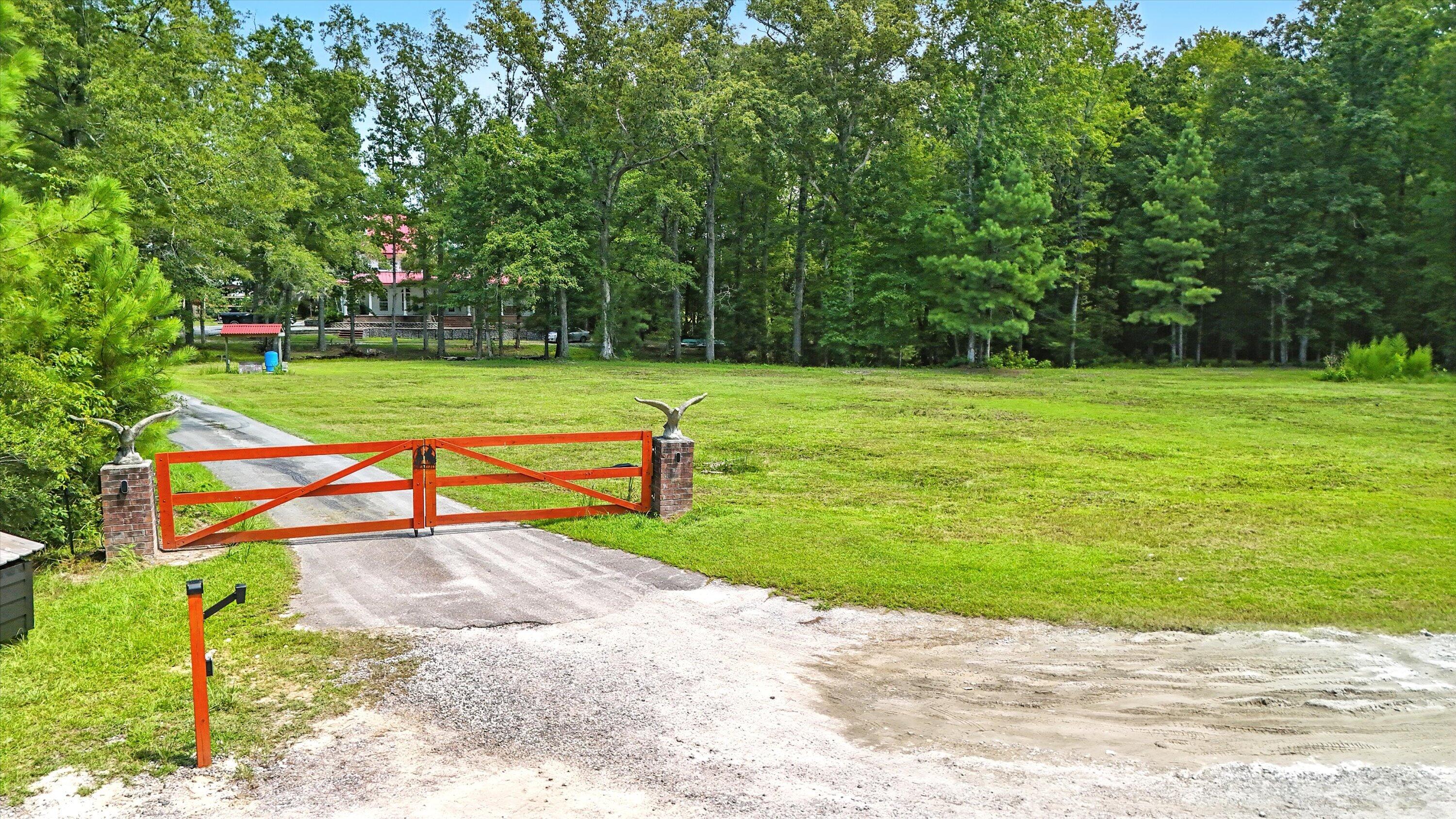 966 Hardwood Lane