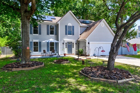 Photo of 1406 Diamond Boulevard, Mount Pleasant, SC 29466 (MLS # 26018963)