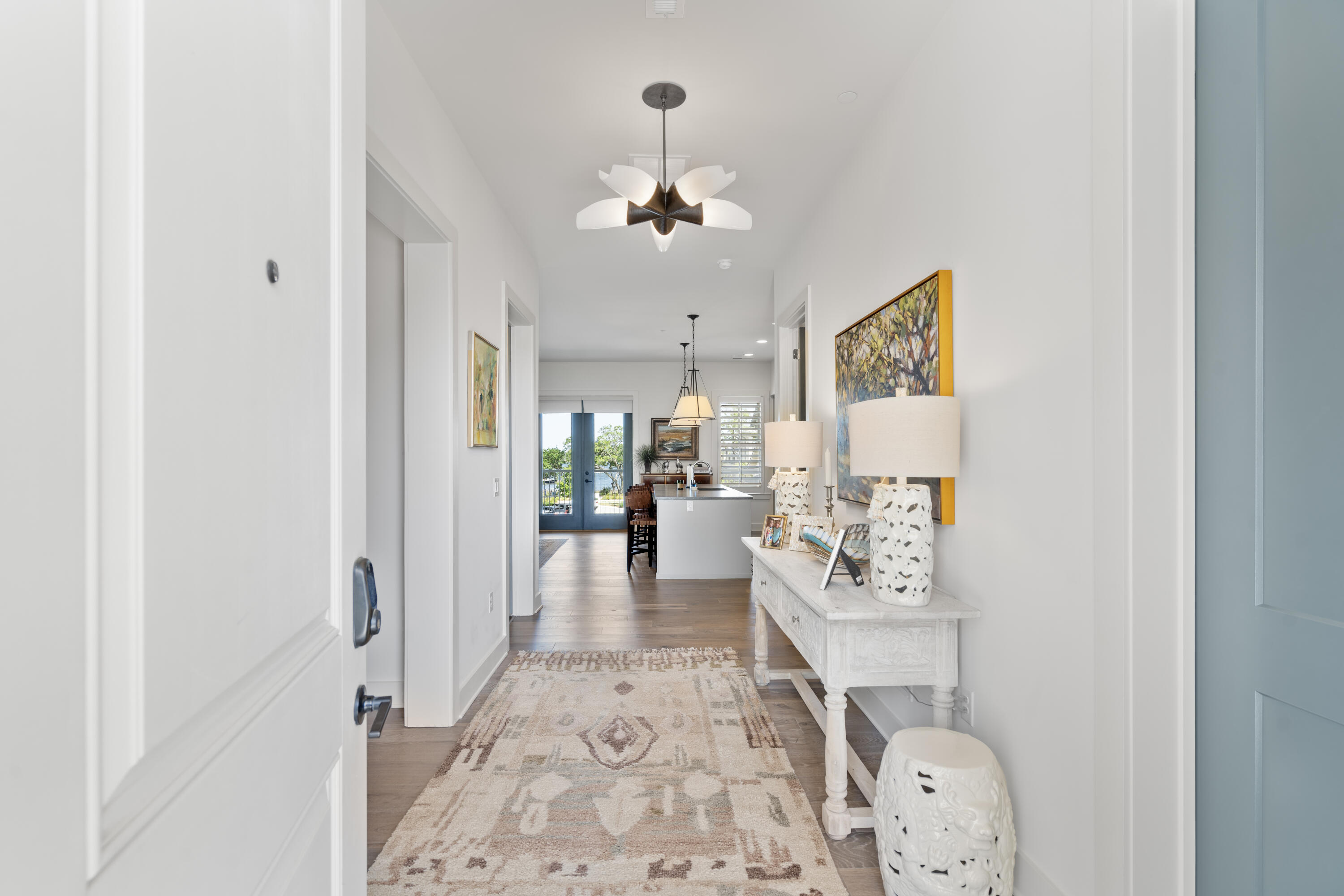 301 Longshore Street 423