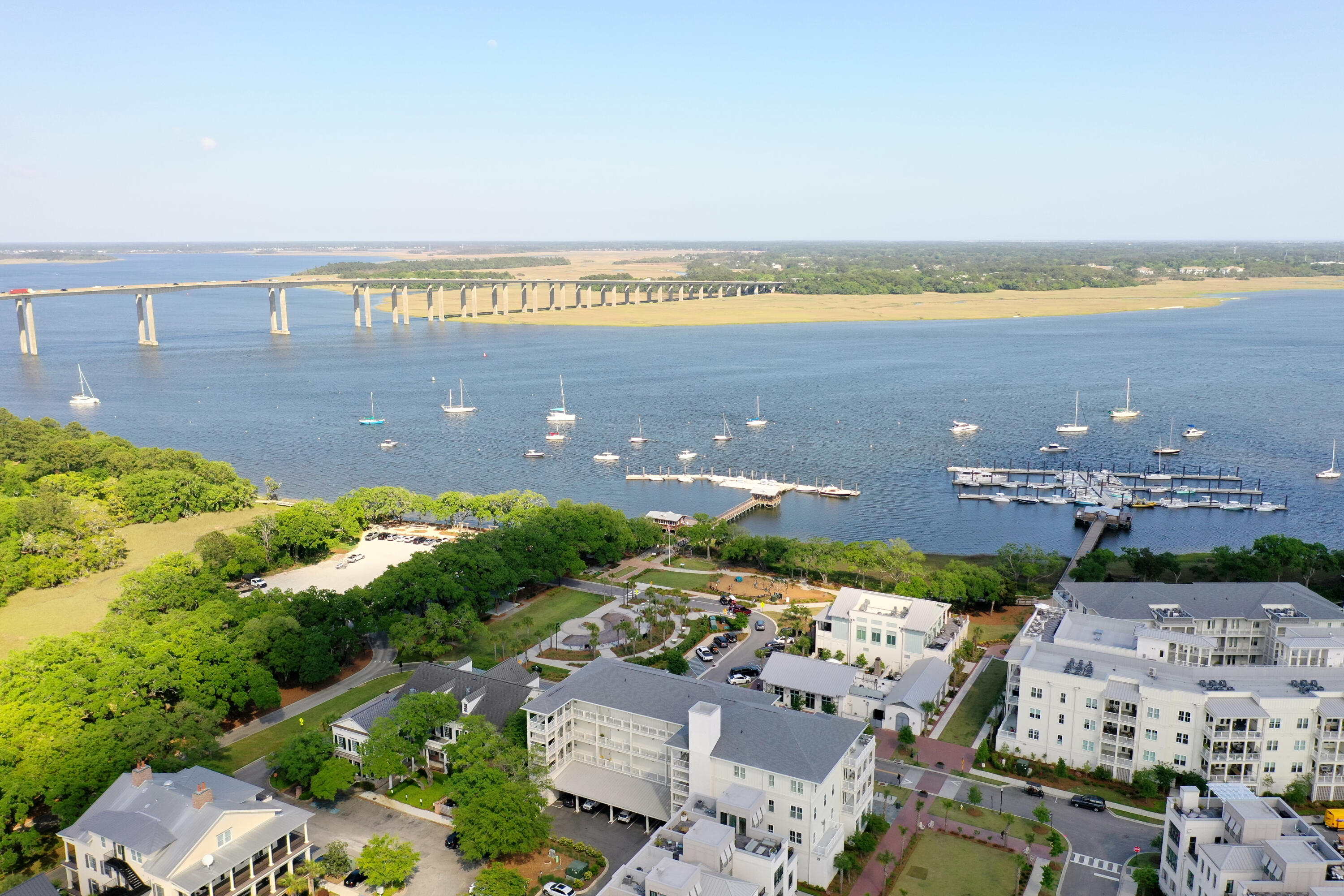 301 Longshore Street 423