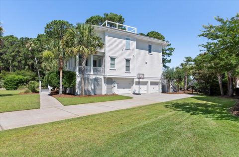 A home in Mount Pleasant