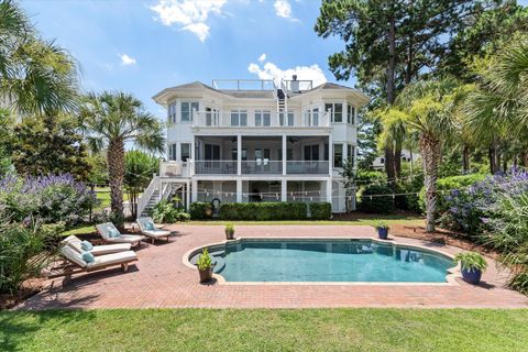 A home in Mount Pleasant