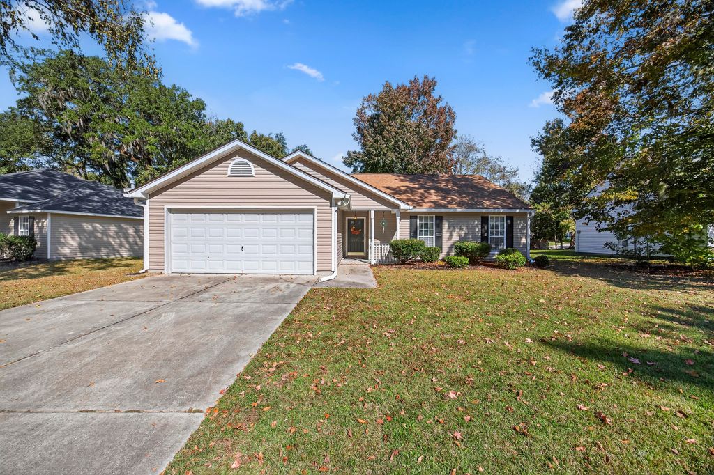 Photo of 8604 Hickory Creek Lane Lane, North Charleston, SC 29420 (MLS # 25030027)