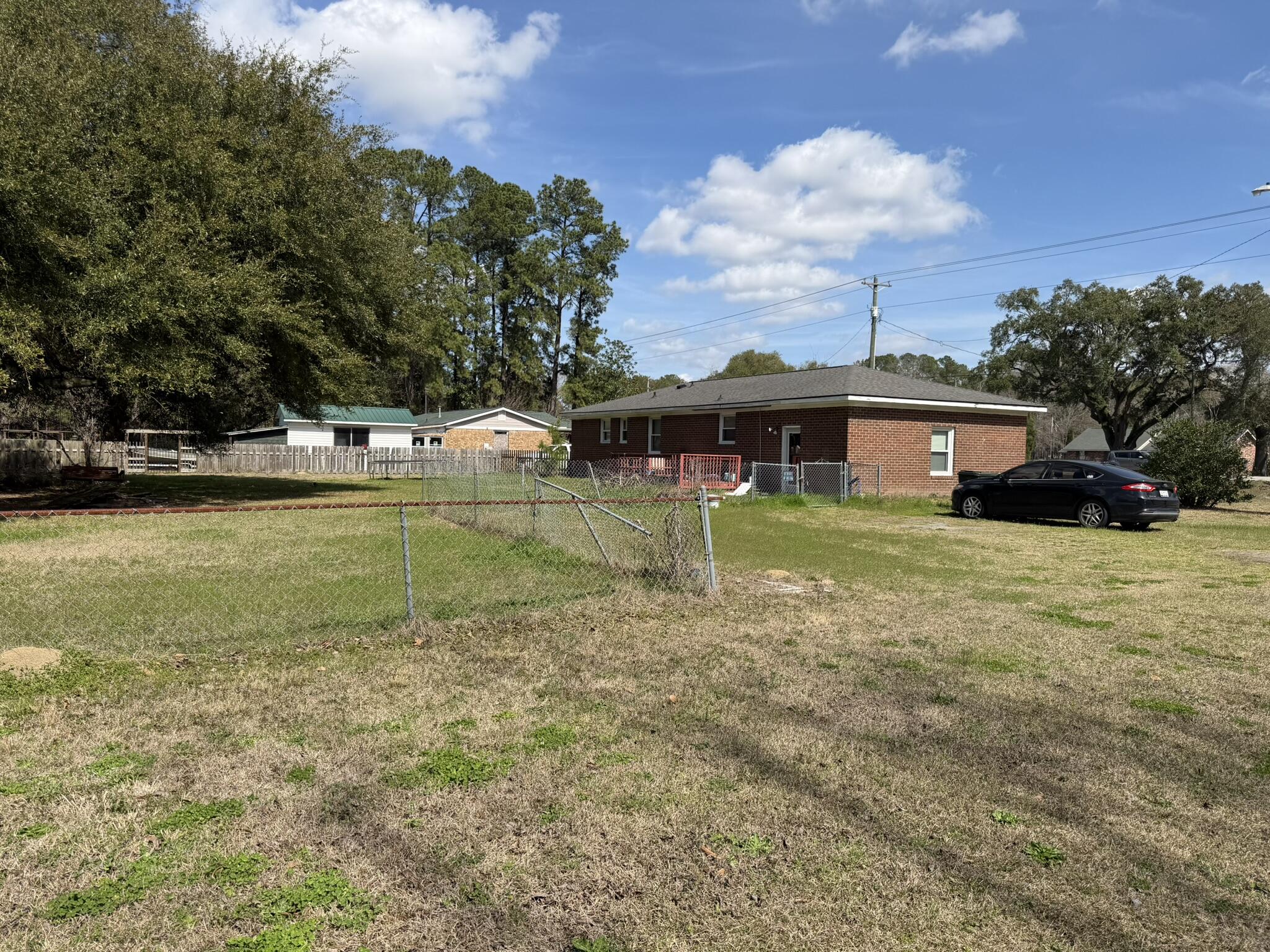 2429 S Live Oak Drive
