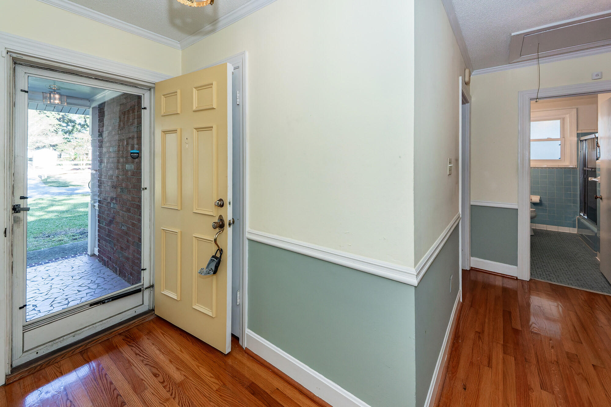 1039 Riverview Drive