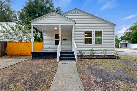 Photo of 2116 Commander Road, North Charleston, SC 29405 (MLS # 25027884)