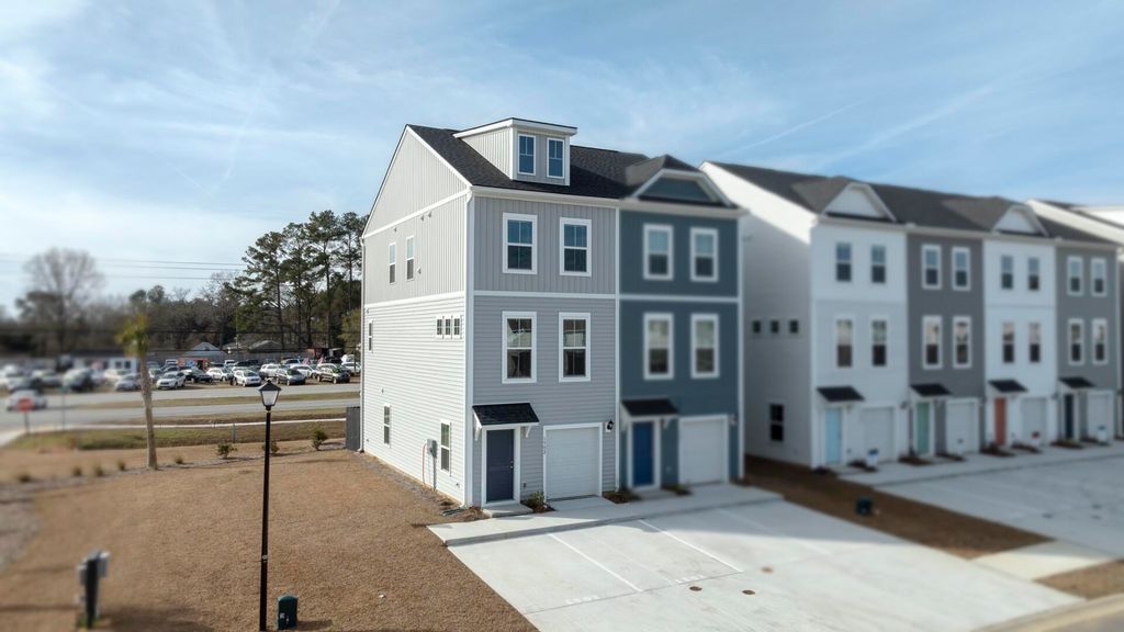 Photo of 4633 Forest Hills Drive #601, North Charleston, SC 29418 (MLS # 26009383)