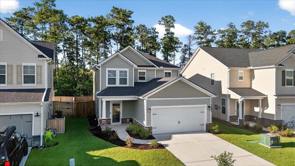 Photo of 182 Wappoo Trace Lane, Summerville, SC 29486 (MLS # 25024262)