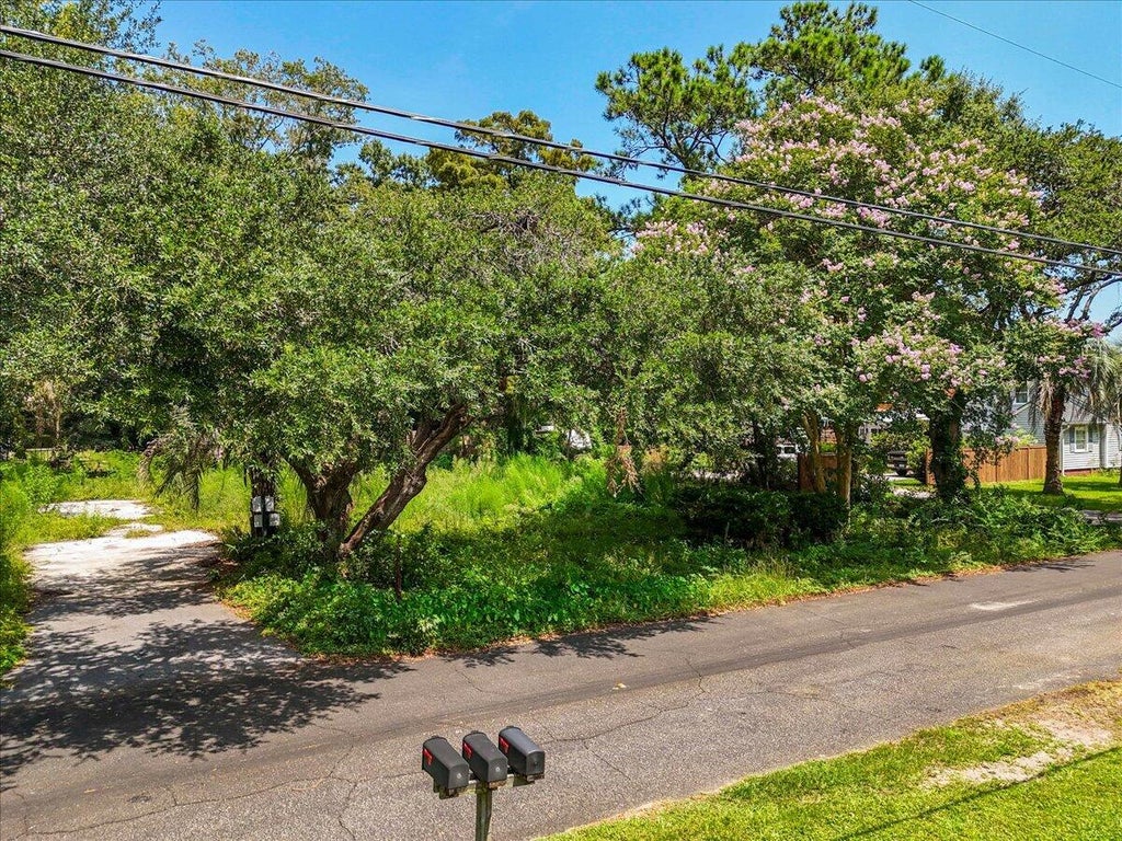 Photo of 452 Lindberg Street #Lot 10b, Charleston, SC 29412 (MLS # 26023836)