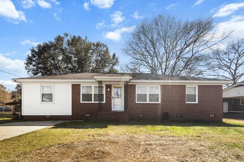 A home in Goose Creek