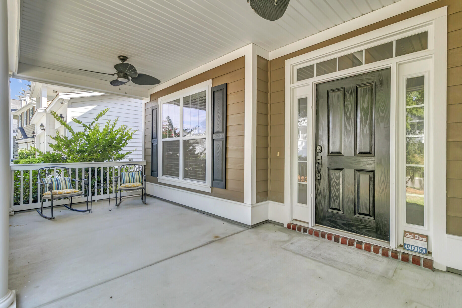 5413 Clairmont Lane