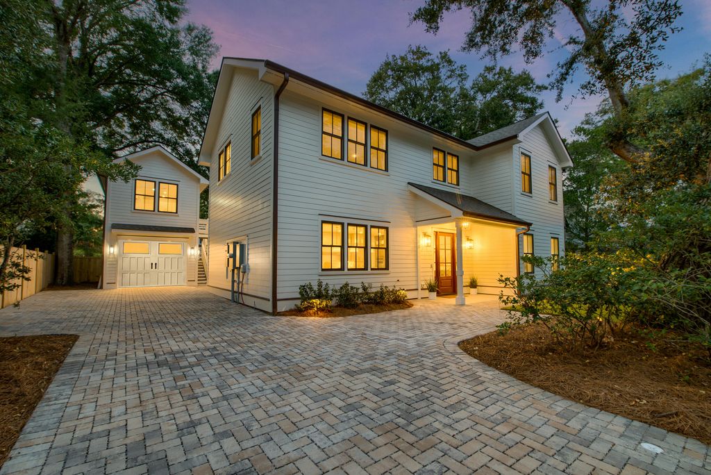 Photo of 758 Mccants Drive, Mount Pleasant, SC 29464 (MLS # 25023083)