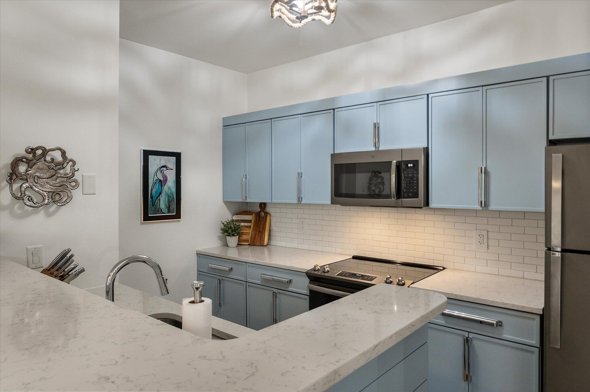 1600 Long Grove Drive 612