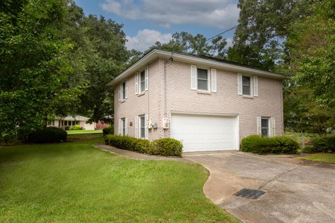 A home in Hanahan