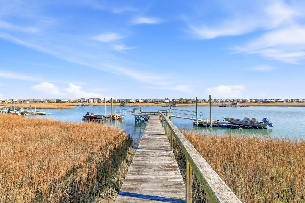 Photo of 46 High Hammock Way, Pawleys Island, SC 29585 (MLS # 26014376)