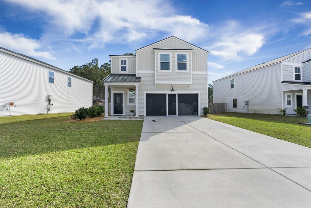 Photo of 581 Spanish Wells Road, Summerville, SC 29486 (MLS # 26007017)