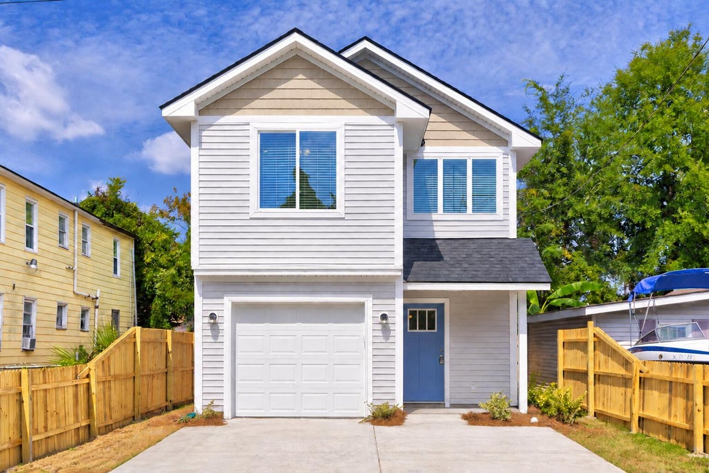 Photo of 2002 Hugo Avenue, North Charleston, SC 29405 (MLS # 26023621)