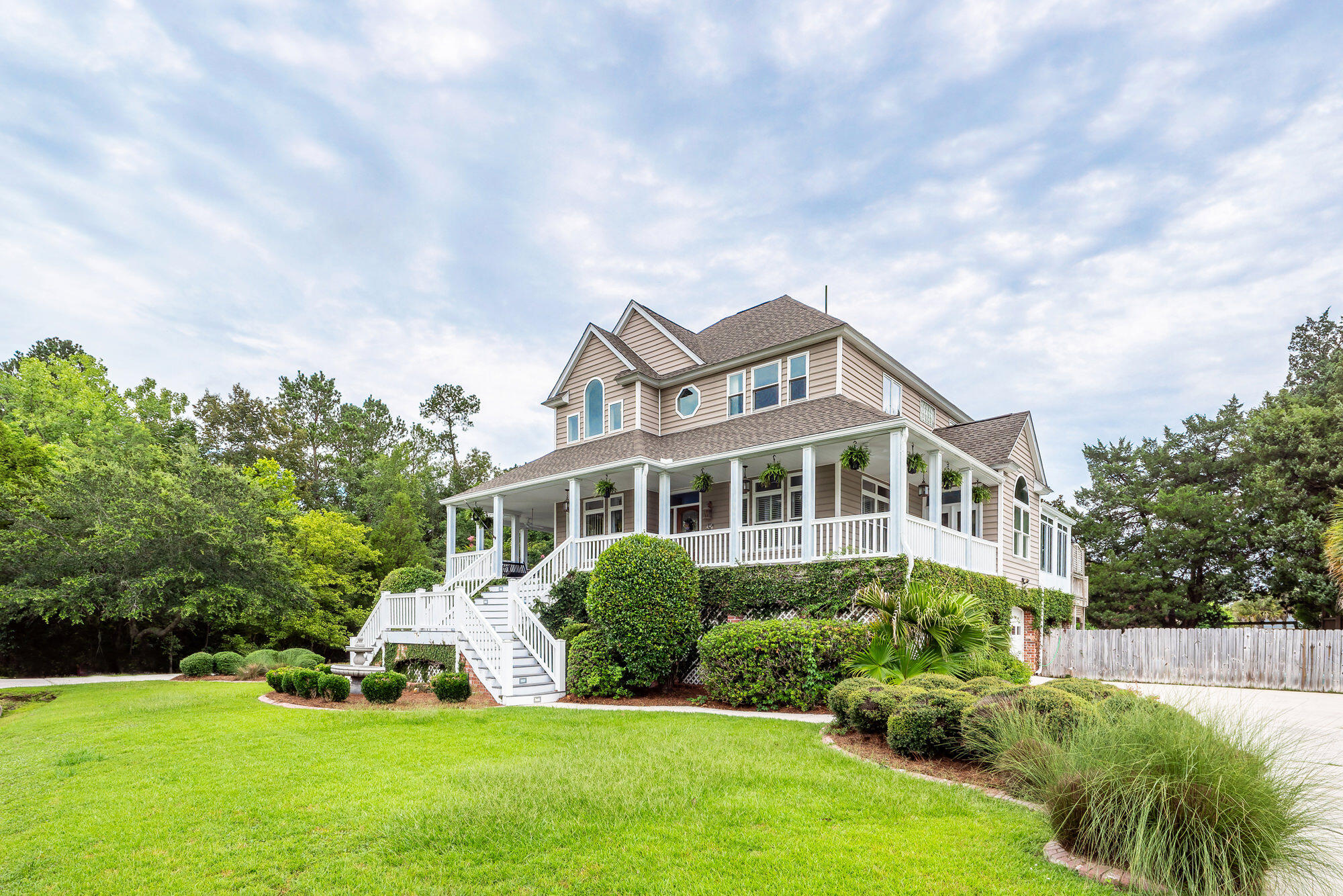 1802 Canal Drive