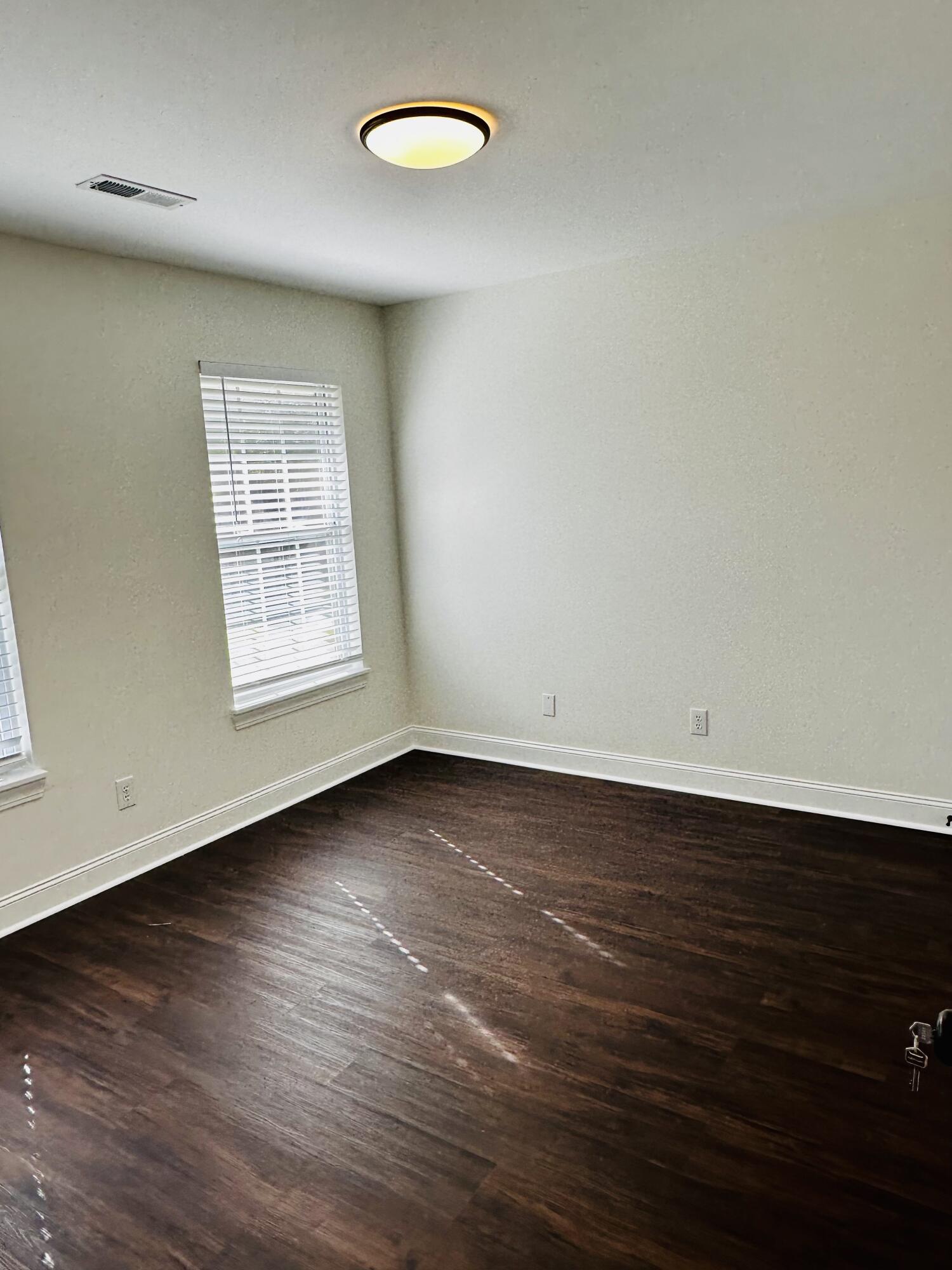 Photo 8 of 22 of 111 Spalding Circle house