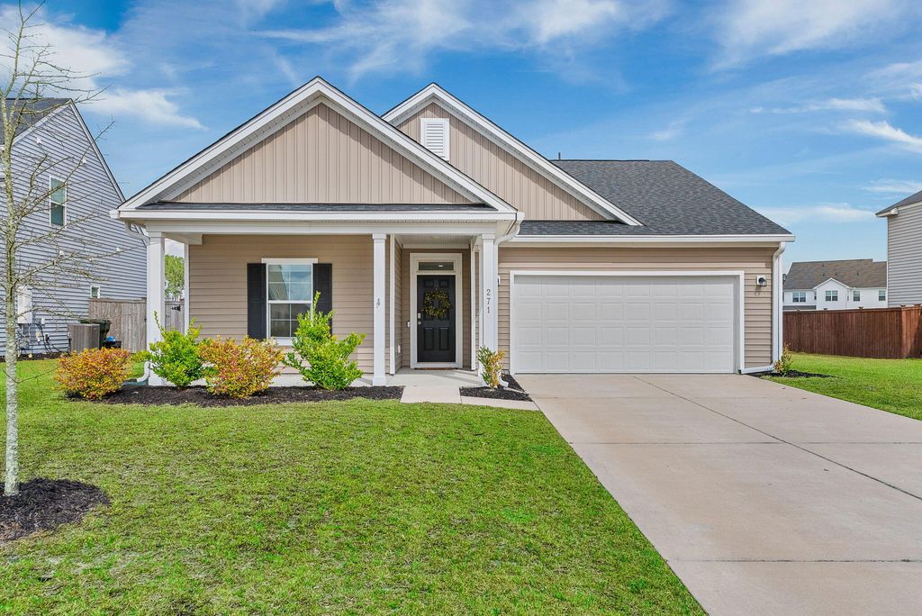 Photo of 271 Lucca Drive, Summerville, SC 29486 (MLS # 26006895)
