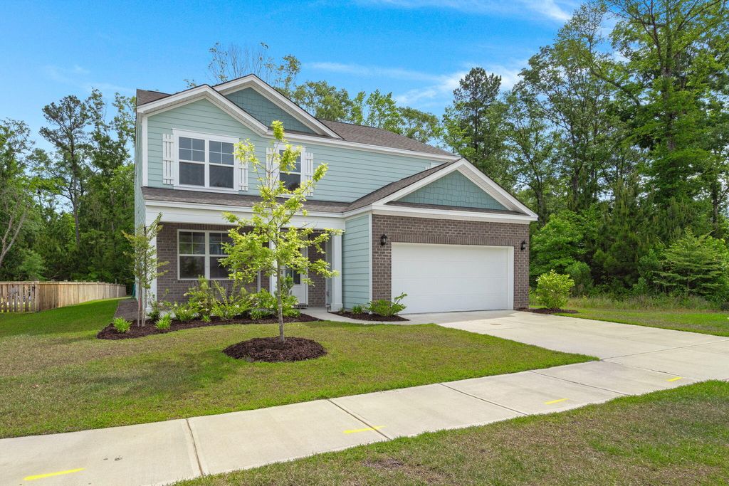 Photo of 123 Cherry Grove Drive, Summerville, SC 29483 (MLS # 26009840)