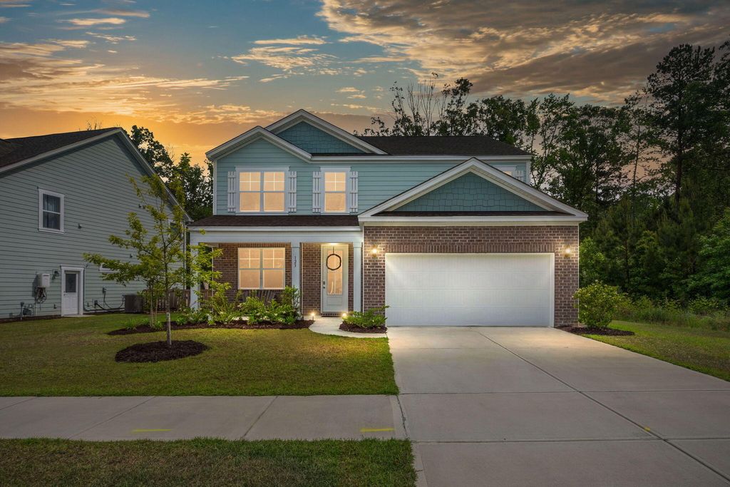 Photo of 123 Cherry Grove Drive, Summerville, SC 29483 (MLS # 26009840)