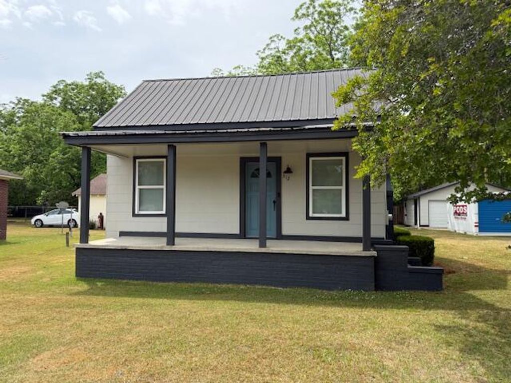 Photo of 312 S Parler Ave, Saint George, SC 29477 (MLS # 26012220)