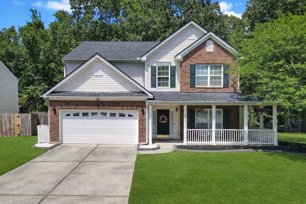Photo of 9264 N Moreto Circle, Summerville, SC 29485 (MLS # 26007566)