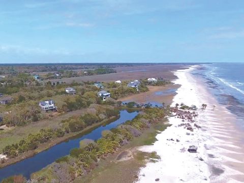 A home in Edisto Island