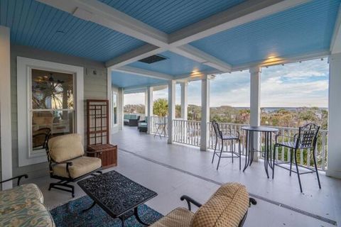 A home in Edisto Island