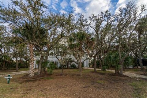 A home in Edisto Island