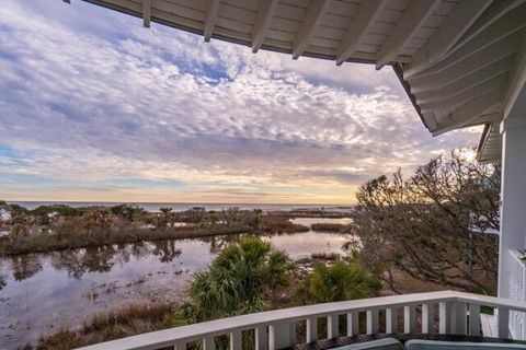 A home in Edisto Island