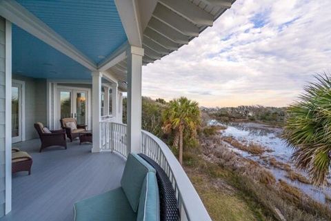 A home in Edisto Island