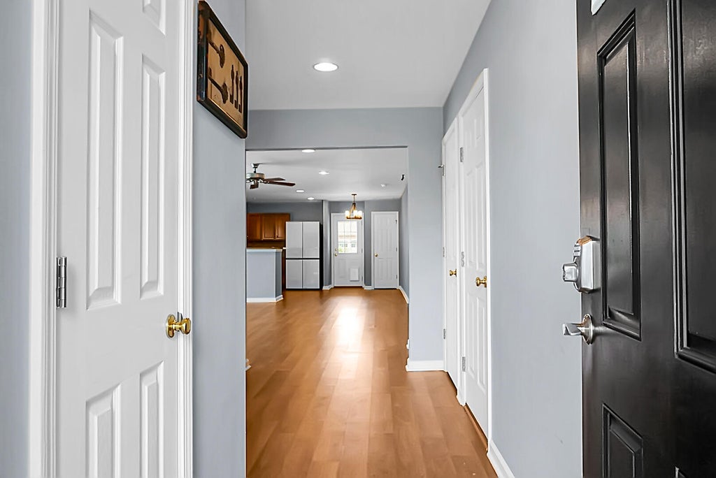 Photo of 515 Evening Shade Drive, Moncks Corner, SC 29461 (MLS # 26021025)