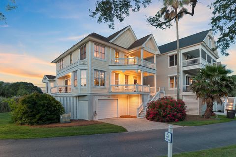 Photo of 1647 Marsh Harbor Lane, Mount Pleasant, SC 29464 (MLS # 26004134)