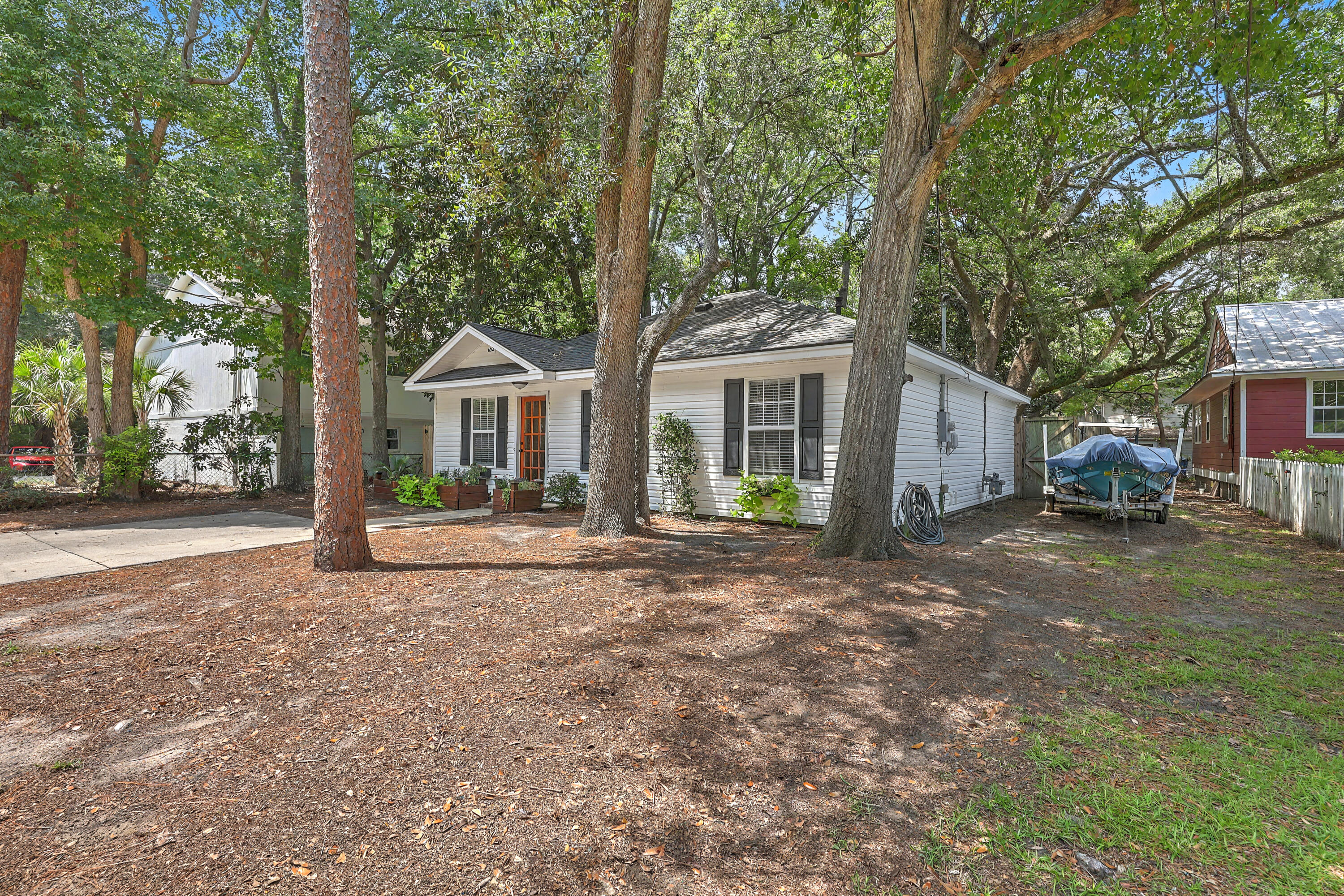 1612 Poinsettia Road