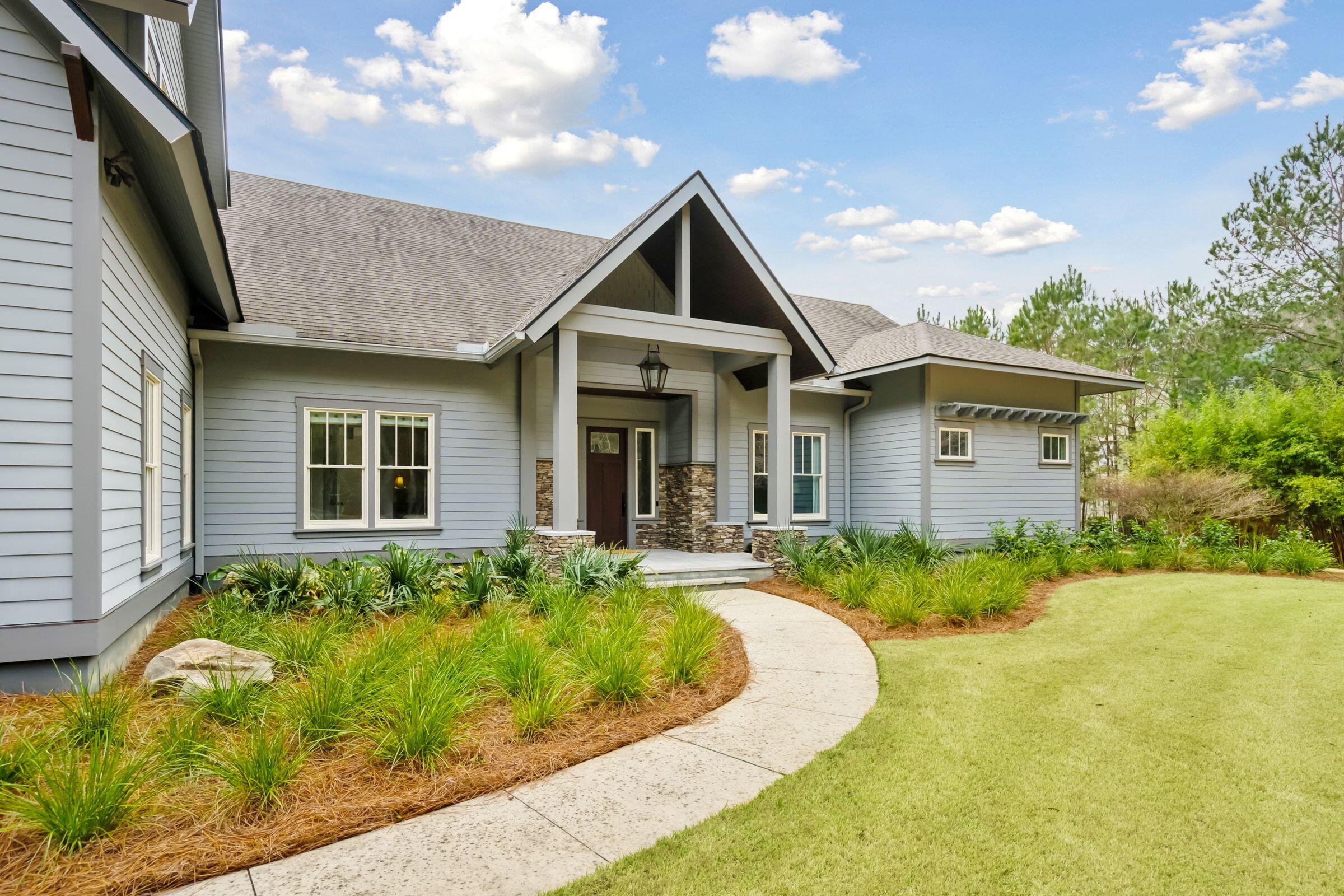 4105 Gnarled Oaks Lane