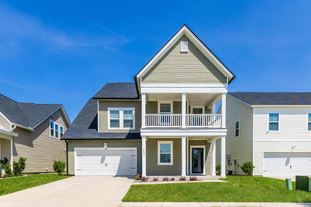Photo of 216 Red Bluff Street, Summerville, SC 29483 (MLS # 26023475)