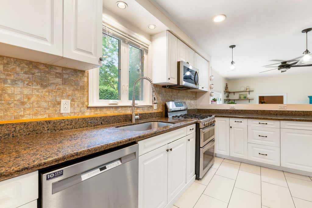 Photo of 743 Waterloo Street, Charleston, SC 29412 (MLS # 26020290)