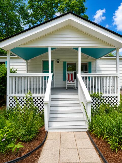 1075 Mockingbird Lane