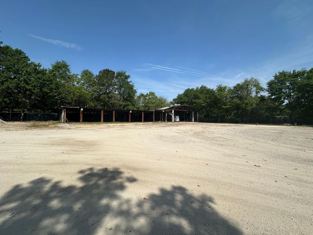 Photo of 420 Horseshoe Road, Moncks Corner, SC 29461 (MLS # 25011680)