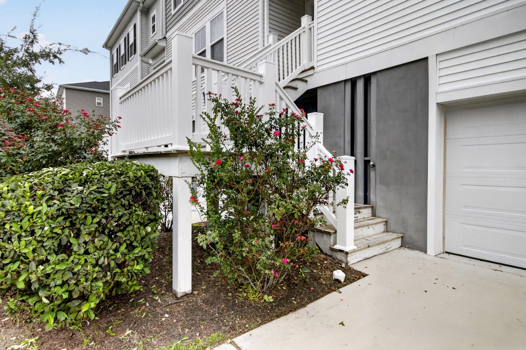 Photo of 544 Mclernon Trace, Johns Island, SC 29455 (MLS # 26026530)