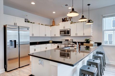 A home in North Charleston
