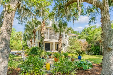 A home in Mount Pleasant