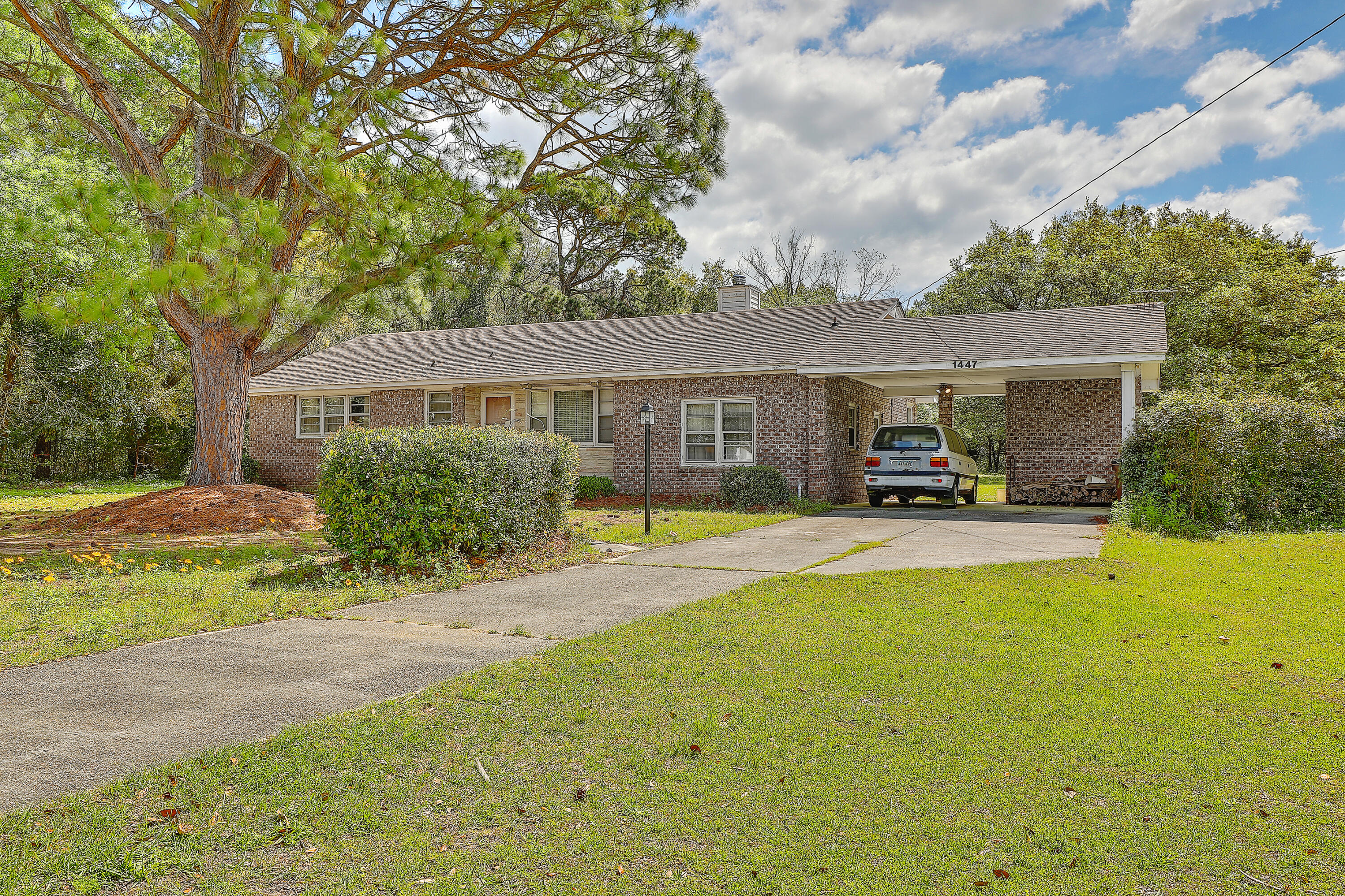 1447 Fort Lamar Road