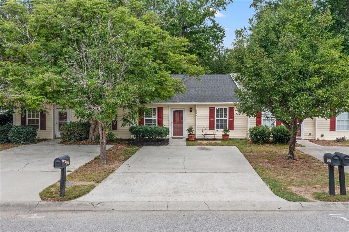 1373 Pinnacle Lane