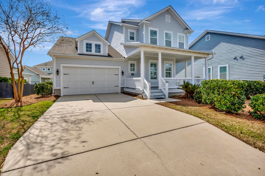 Photo of 3663 Spindrift Drive, Mount Pleasant, SC 29466 (MLS # 26006630)