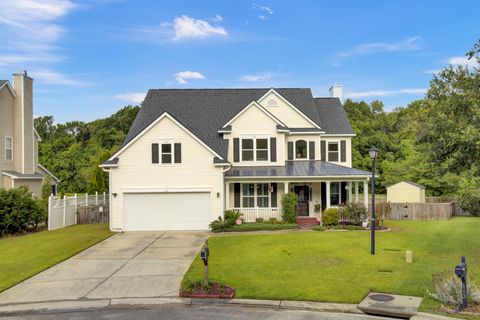 Single Family Residence in Summerville SC 111 Catbriar Court.jpg