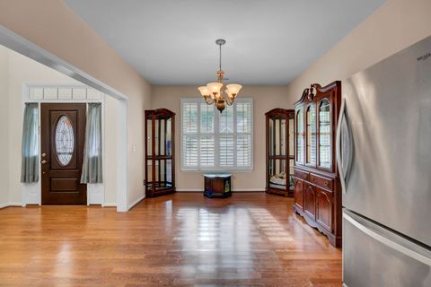 Single Family Residence in Summerville SC 111 Catbriar Court 4.jpg